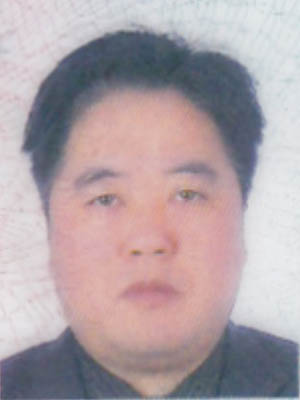 黄静东